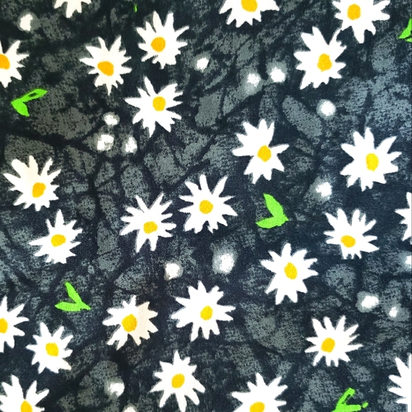 Women's Sunflower One-piece Swimsuit, SIZE 8 - Picture 6 of 8